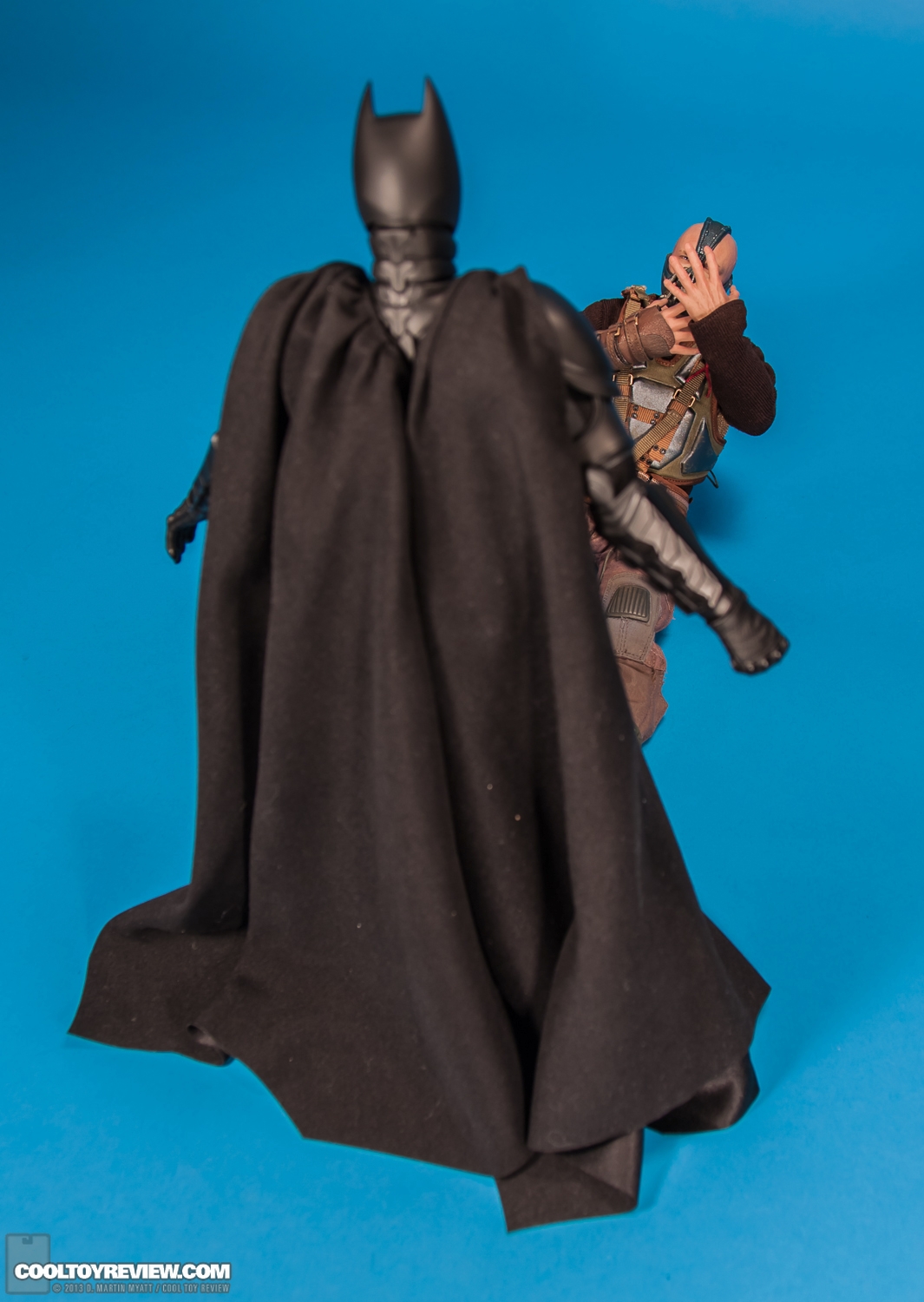 Bane_Dark_Knight_Rises_Hot_Toys_Movie_Masterpiece_Series-45.jpg