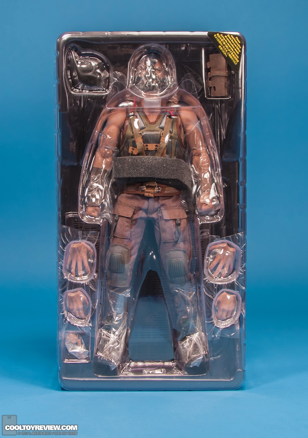 Bane_Dark_Knight_Rises_Hot_Toys_Movie_Masterpiece_Series-52.jpg