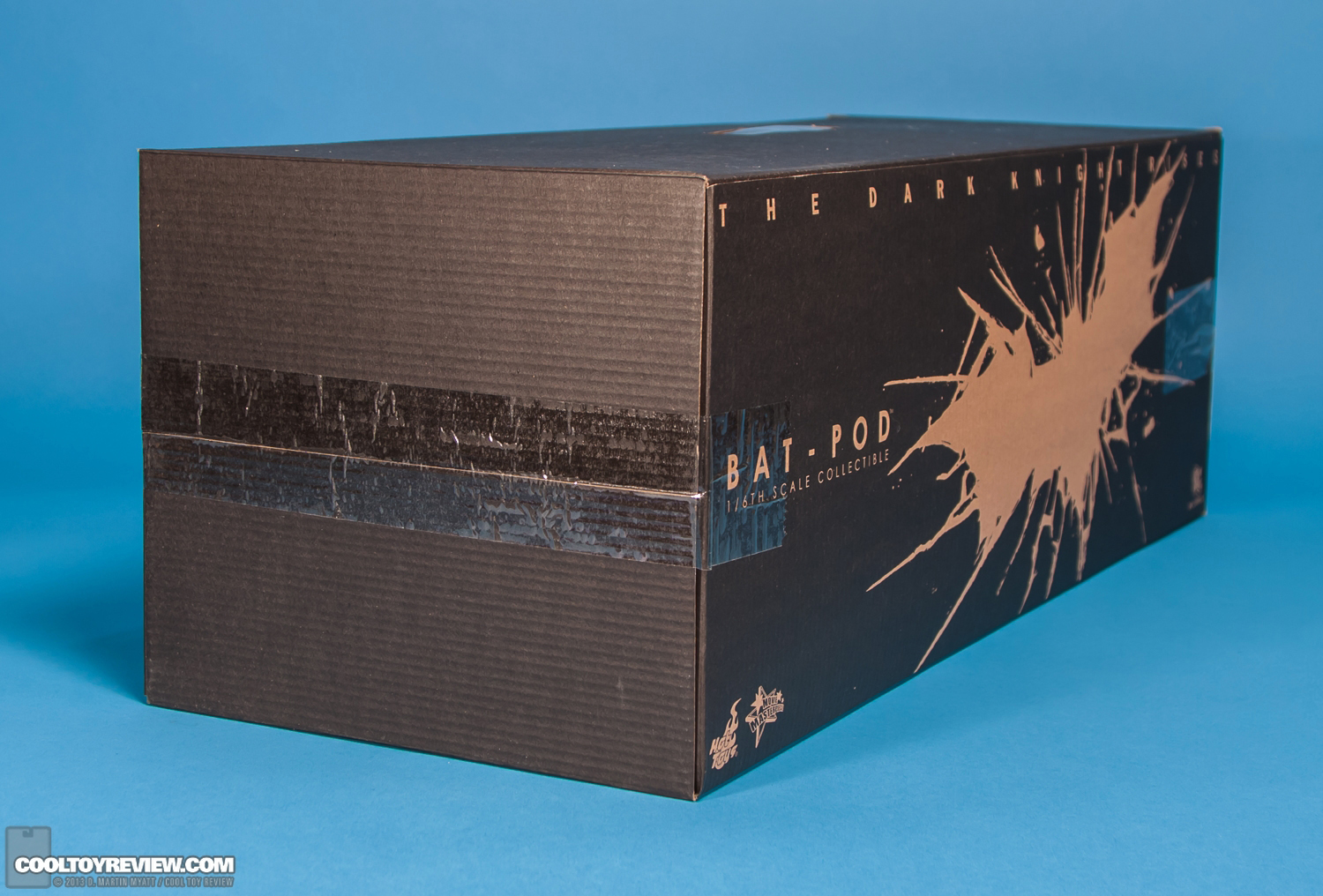 Bat-Pod_Dark_Knight_Rises_Hot_Toys-25.jpg