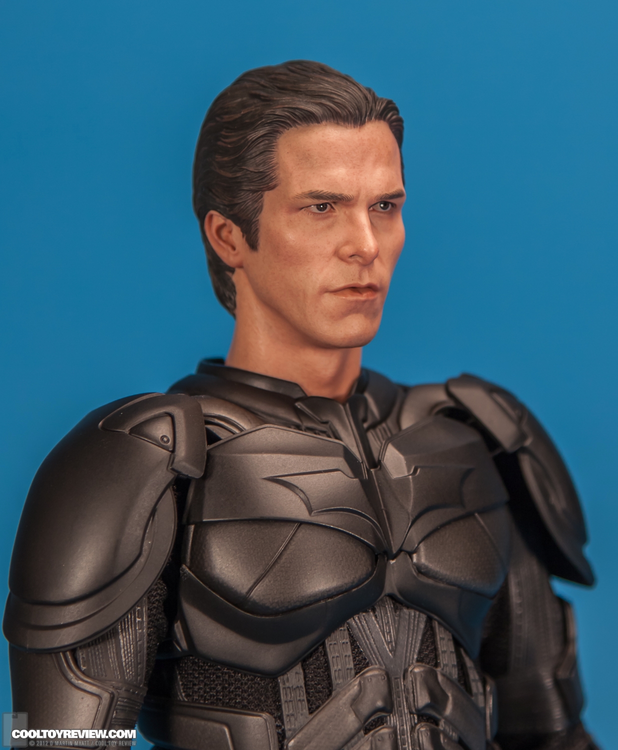 Batman_Dark_Knight_Rises_Hot_Toys-10.jpg