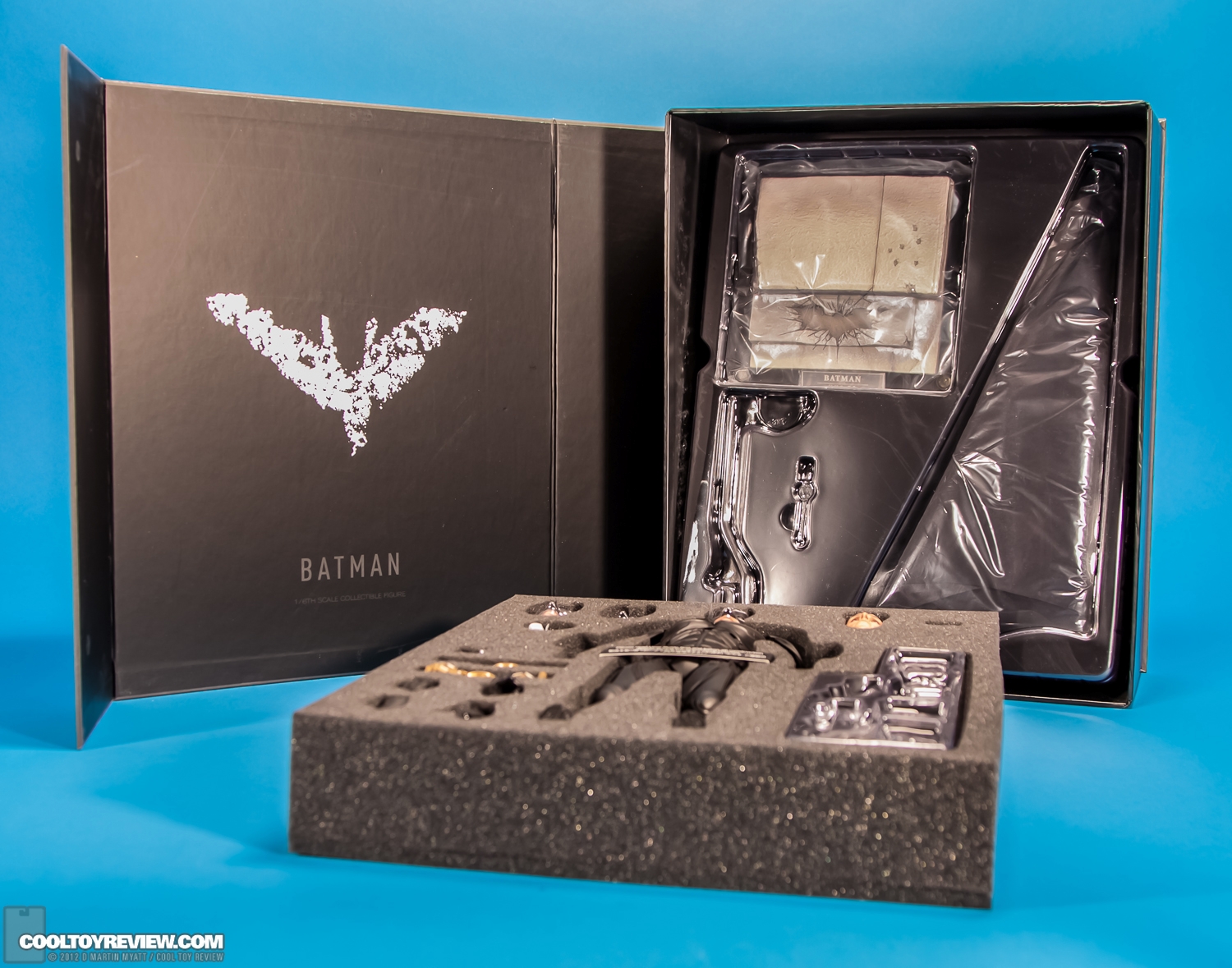 Batman_Dark_Knight_Rises_Hot_Toys-55.jpg