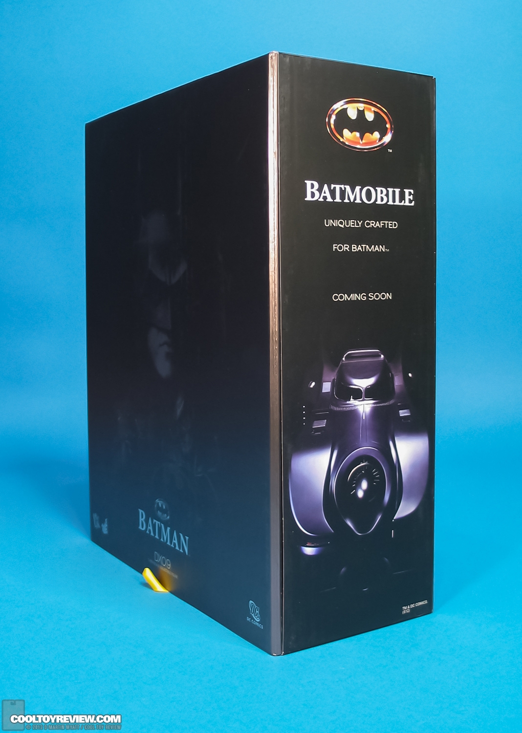 Batman_Michael_Keaton_1989_Hot_Toys_DX-43.jpg