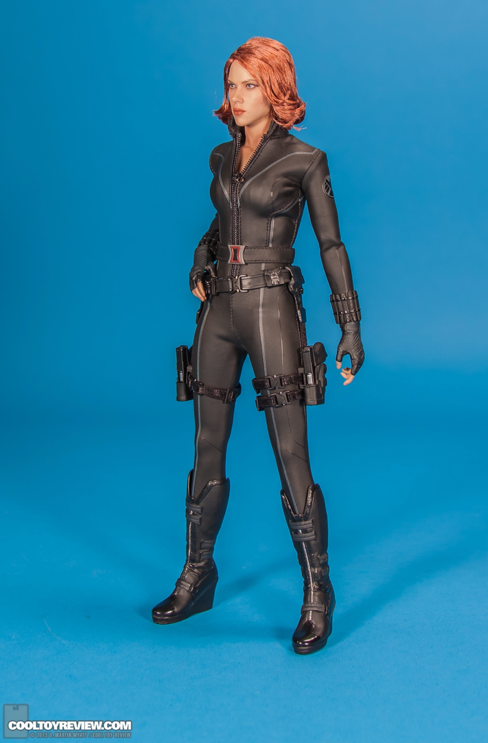 Black_Widow_Avengers_Movie_Masterpiece_Series_Hot_Toys-03.jpg