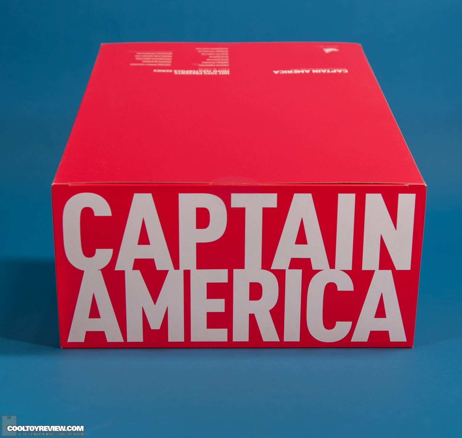 Captain_America_Avengers_Hot_Toys-41.jpg
