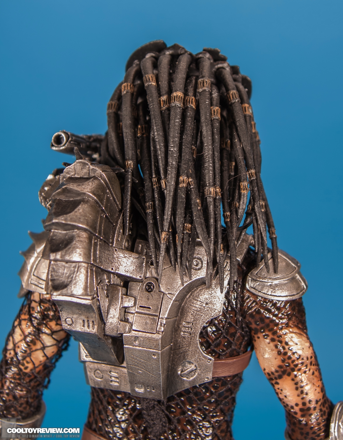 Classic_Predator_Predators_Hot_Toys-12.jpg