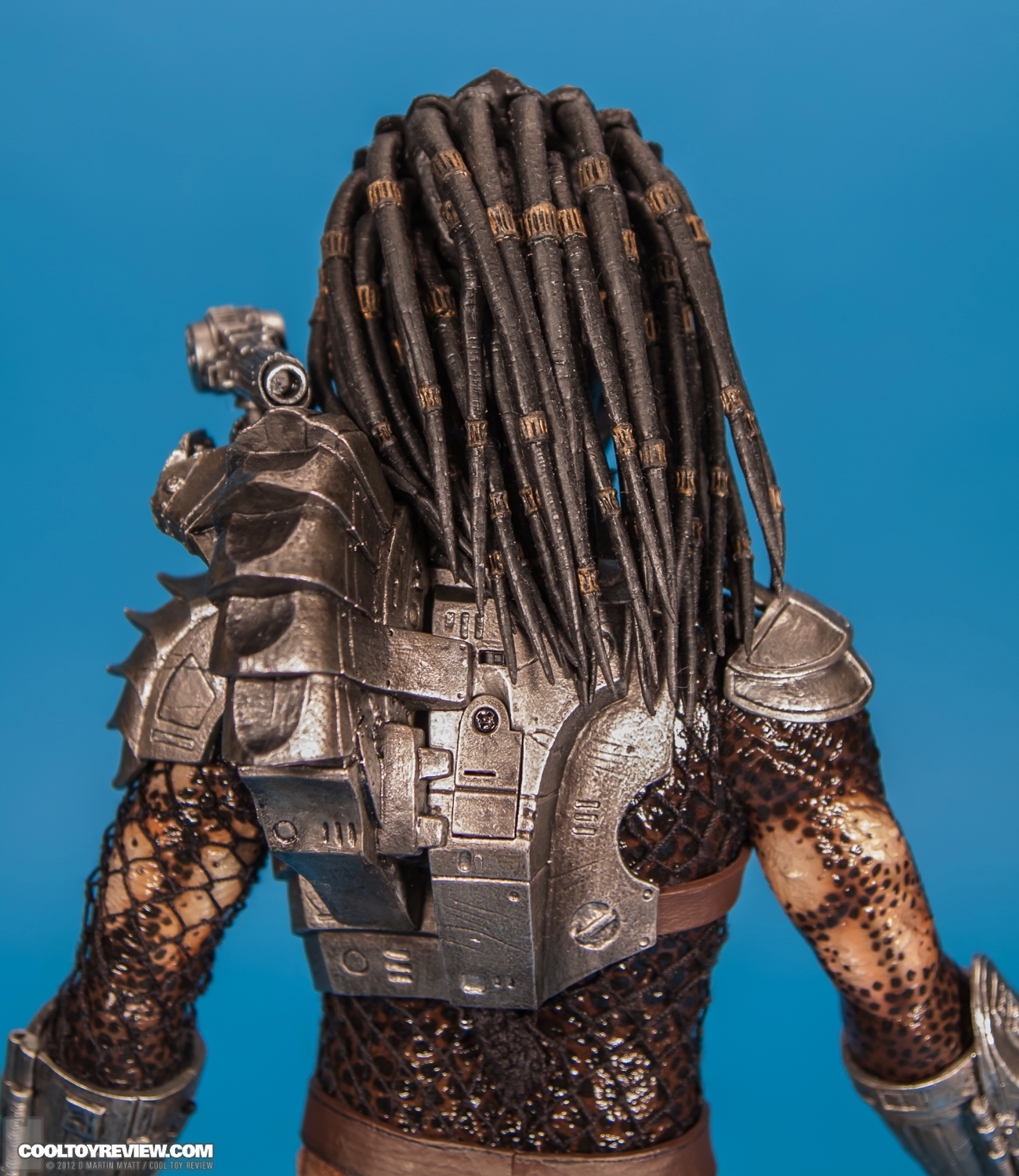 Classic_Predator_Predators_Hot_Toys-20.jpg