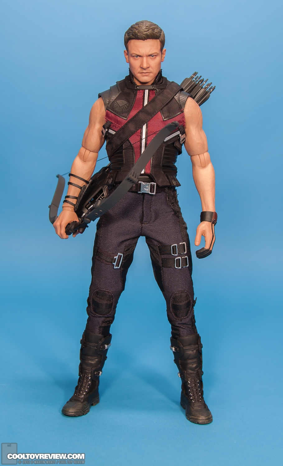 Hawkeye_Avengers_Jeremy_Renner_Hot_Toys-23.jpg