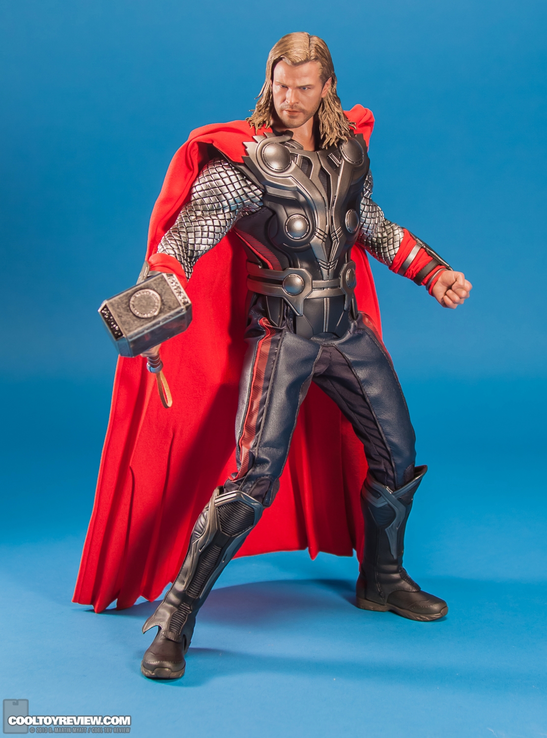 Hot_Toys_Thor_Avengers_Movie_Masterpiece_Series-27.jpg
