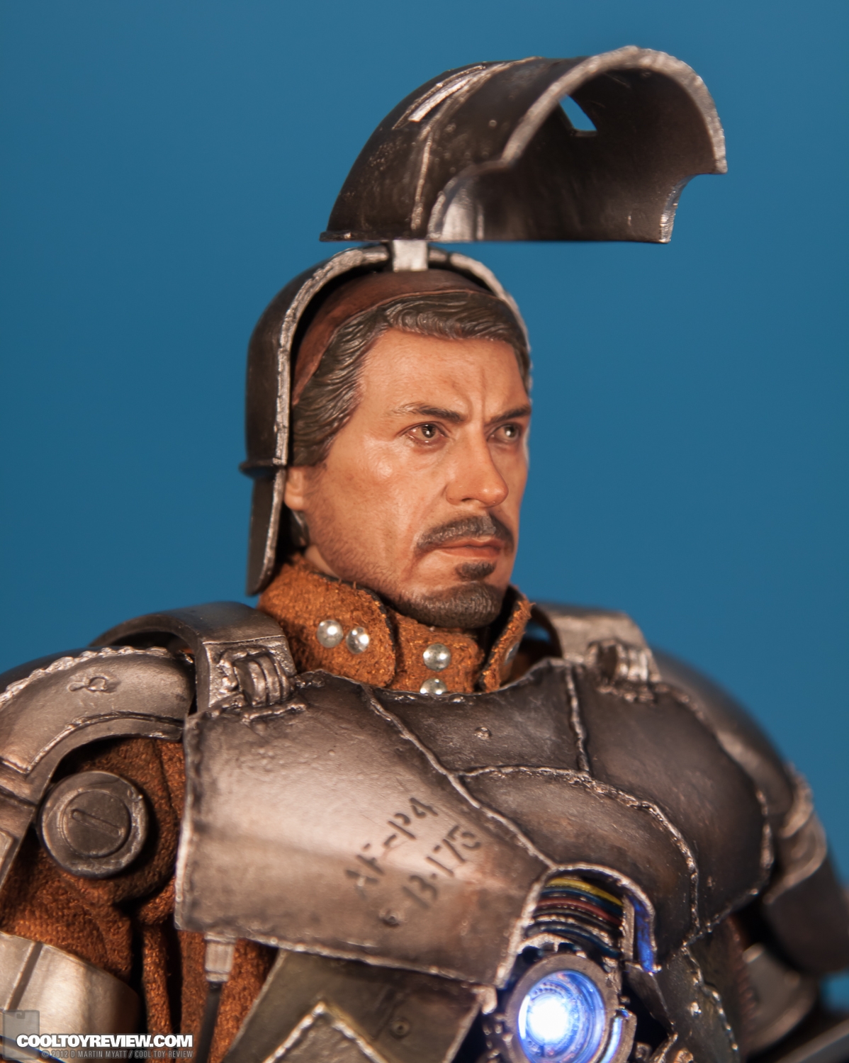 Iron_Man_Mark_I_MKI_Version_2_Hot_Toys-10.jpg