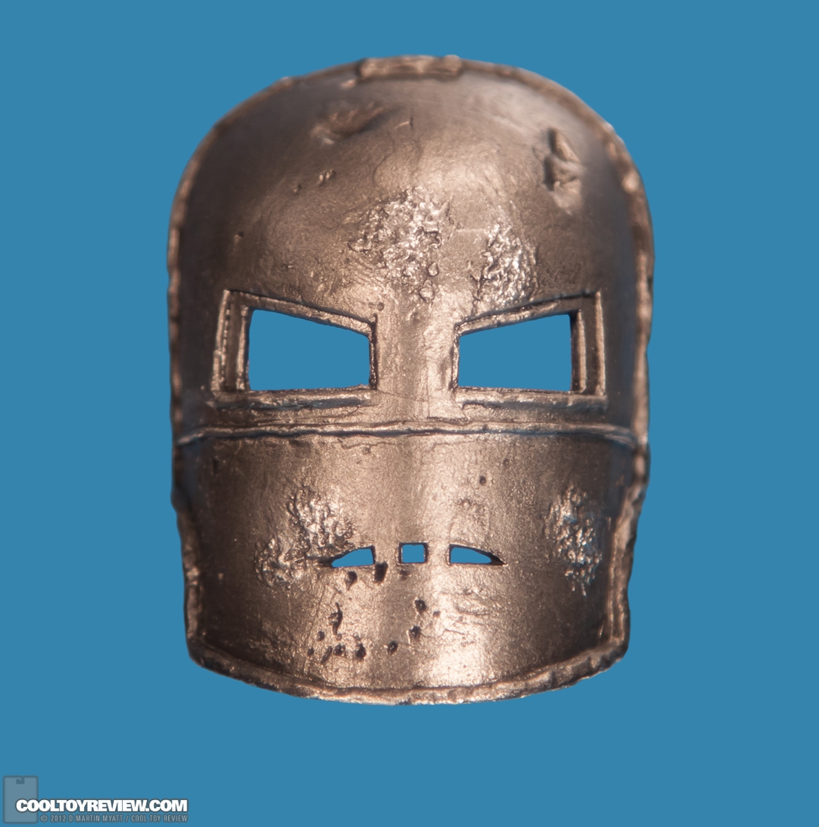Iron_Man_Mark_I_MKI_Version_2_Hot_Toys-13.jpg
