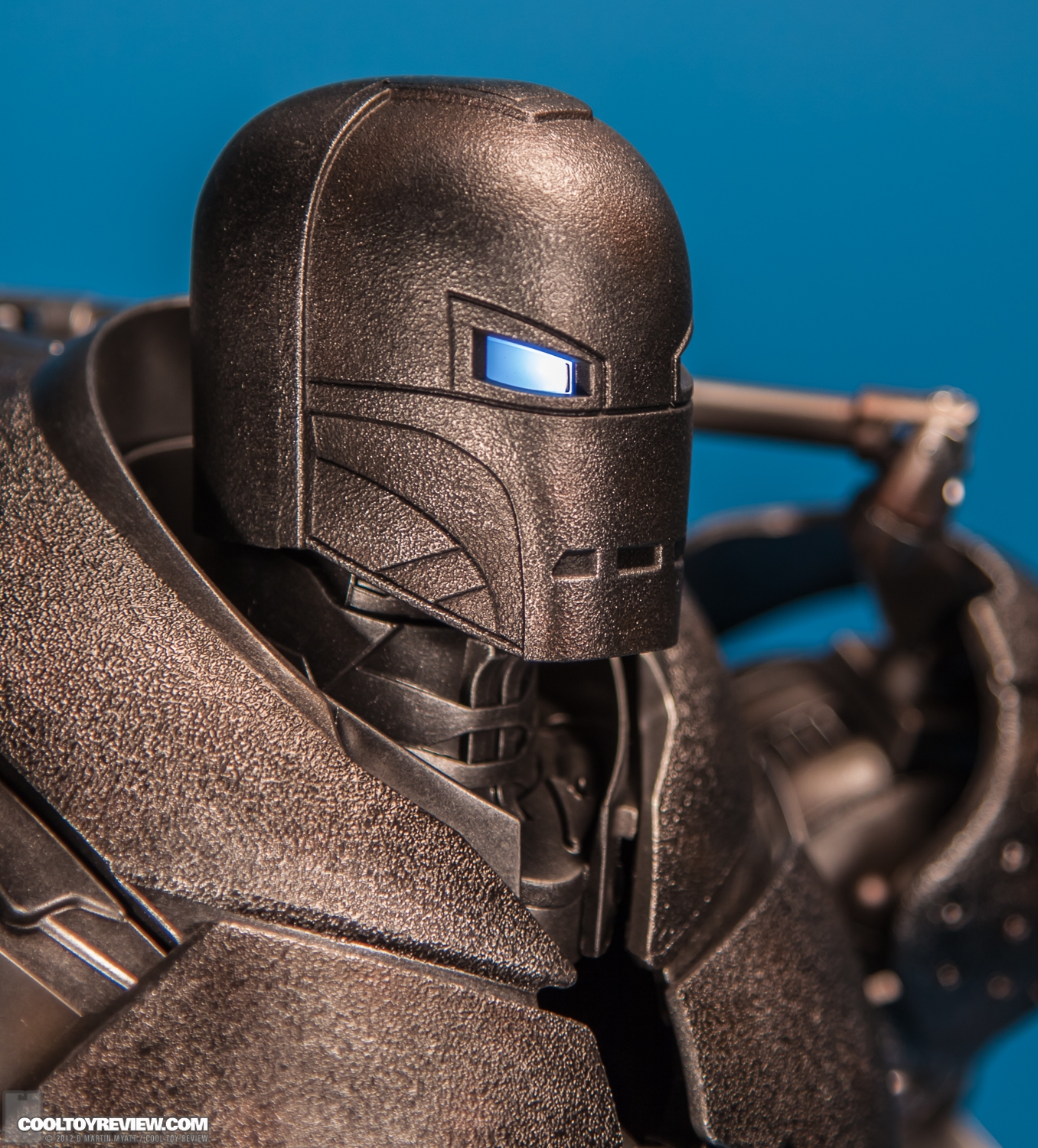 Iron_Monger_Hot_Toys_Iron_Man-06.jpg