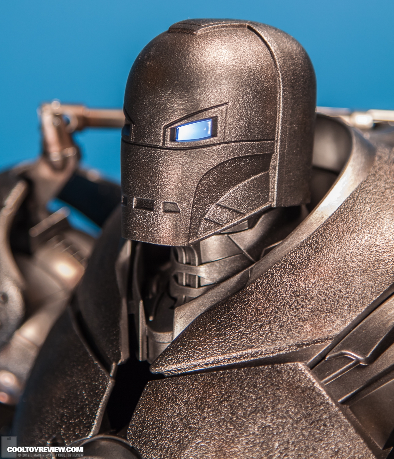 Iron_Monger_Hot_Toys_Iron_Man-07.jpg