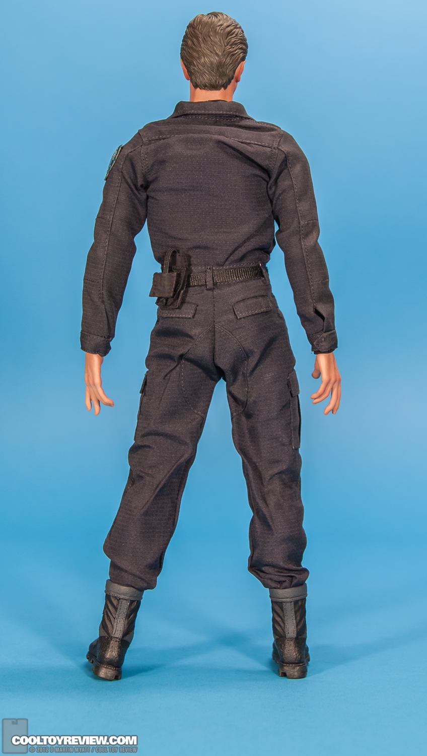 Lt_Jim_Gordon_Dark_Knight_Hot_Toys-04.jpg