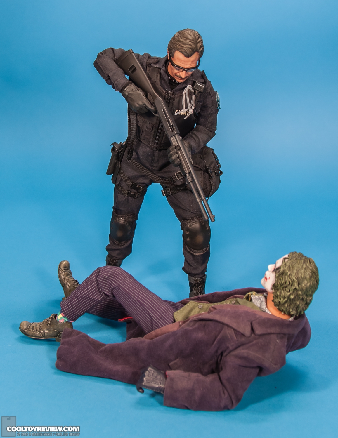 Lt_Jim_Gordon_Dark_Knight_Hot_Toys-31.jpg
