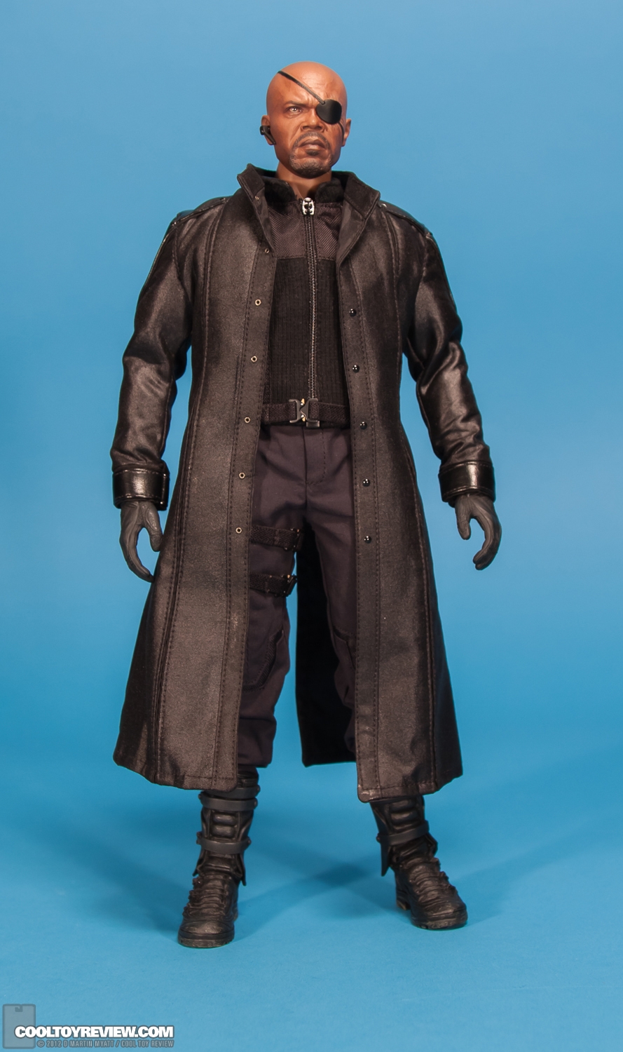 Nick_Fury_Avengers_Hot_Toys-01.jpg