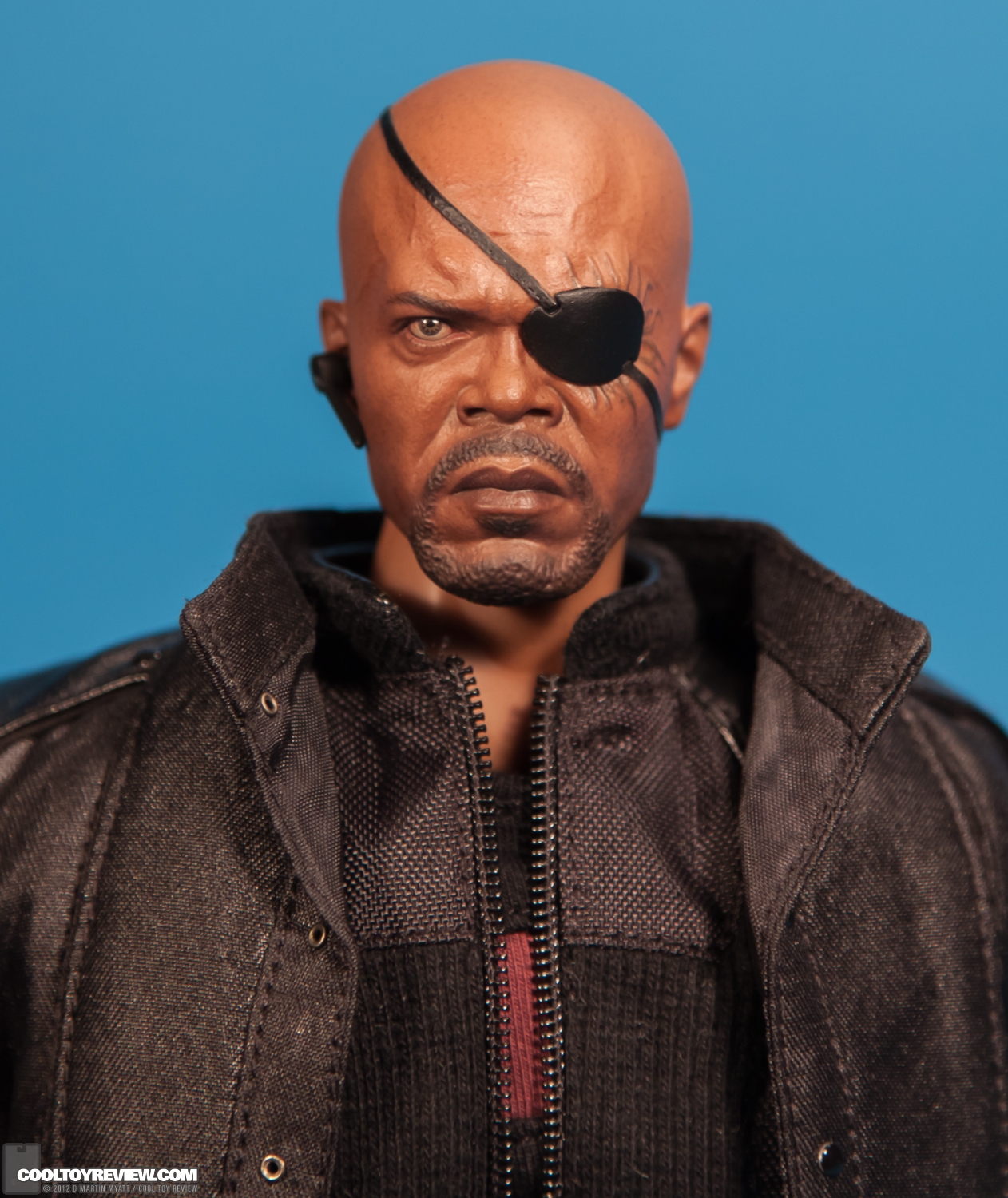 Nick_Fury_Avengers_Hot_Toys-13.jpg