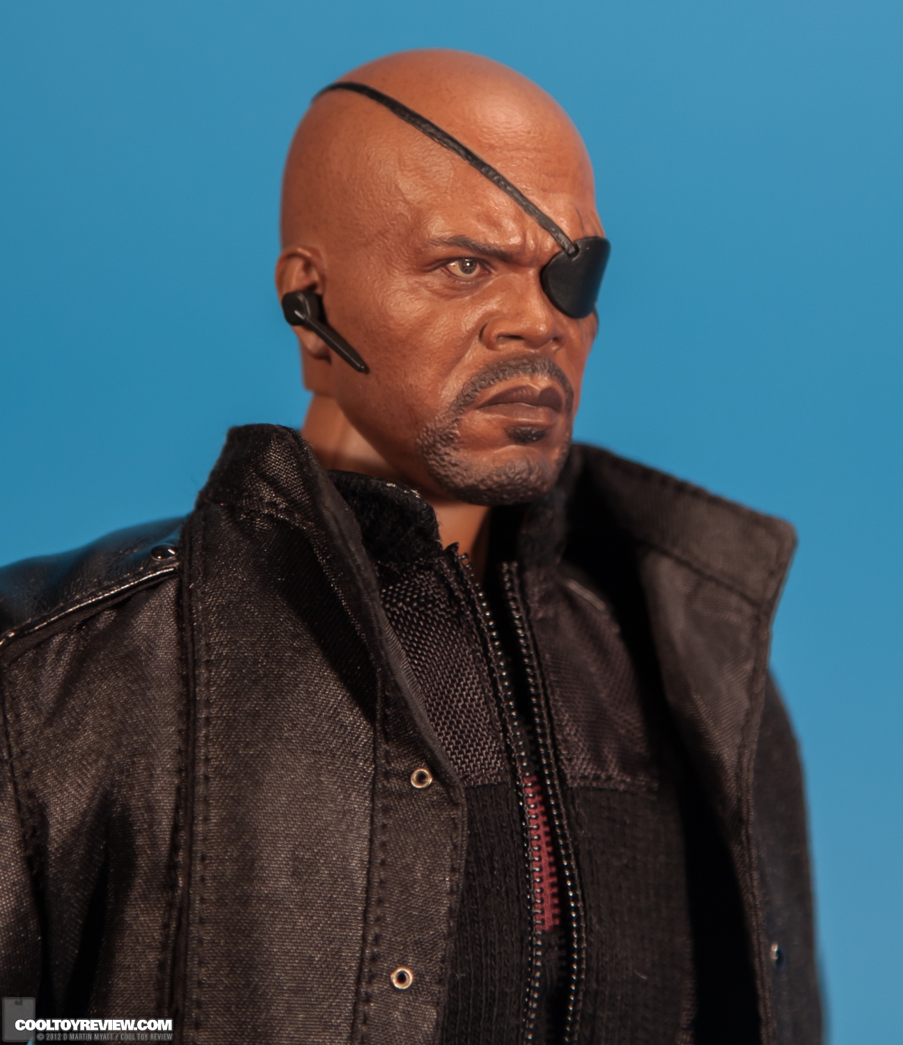 Nick_Fury_Avengers_Hot_Toys-14.jpg