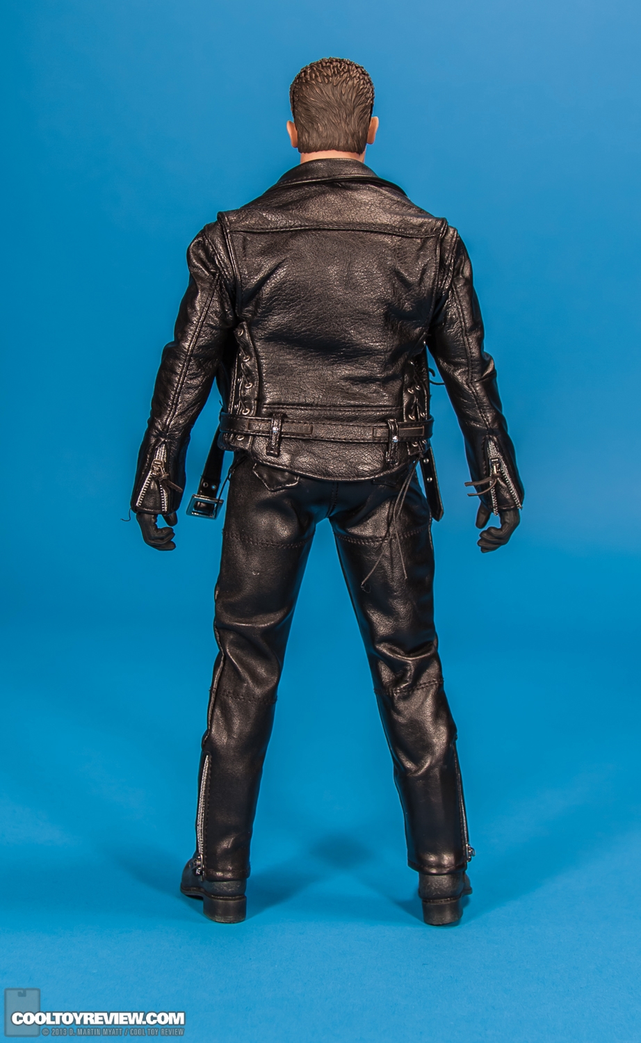 T-800_T2_DX10_Terminator_Hot_Toys-04.jpg