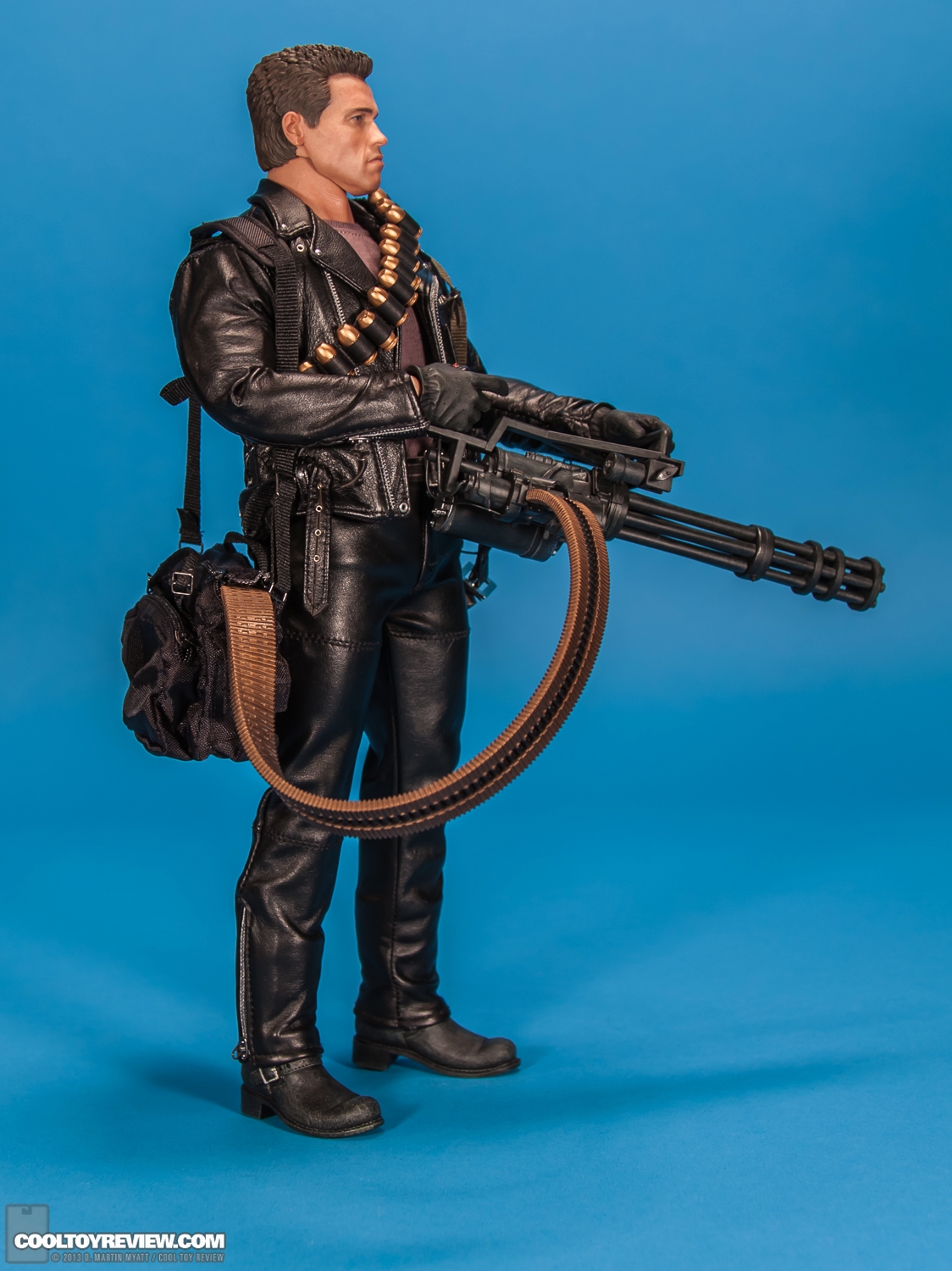 T-800_T2_DX10_Terminator_Hot_Toys-10.jpg