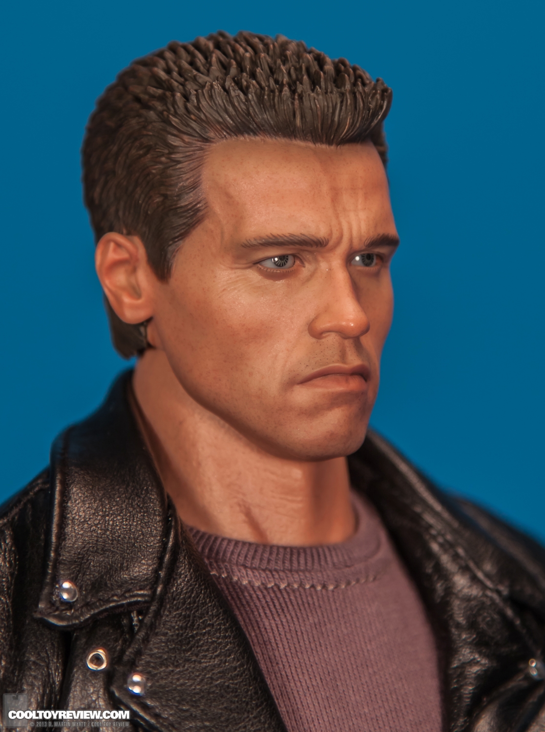 T-800_T2_DX10_Terminator_Hot_Toys-14.jpg