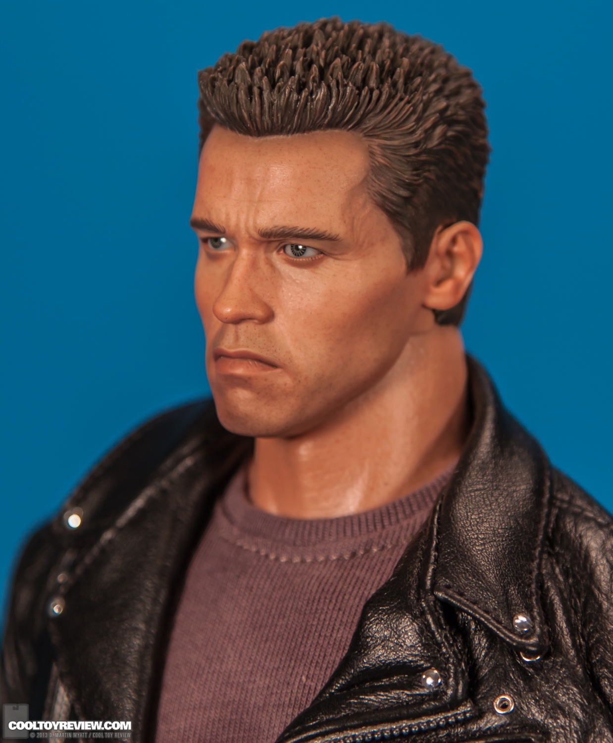 T-800_T2_DX10_Terminator_Hot_Toys-15.jpg