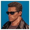 T-800_T2_DX10_Terminator_Hot_Toys-19.jpg