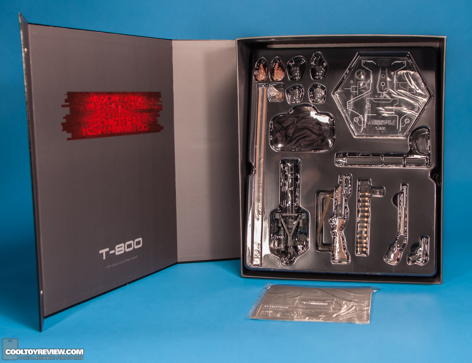 T-800_T2_DX10_Terminator_Hot_Toys-63.jpg