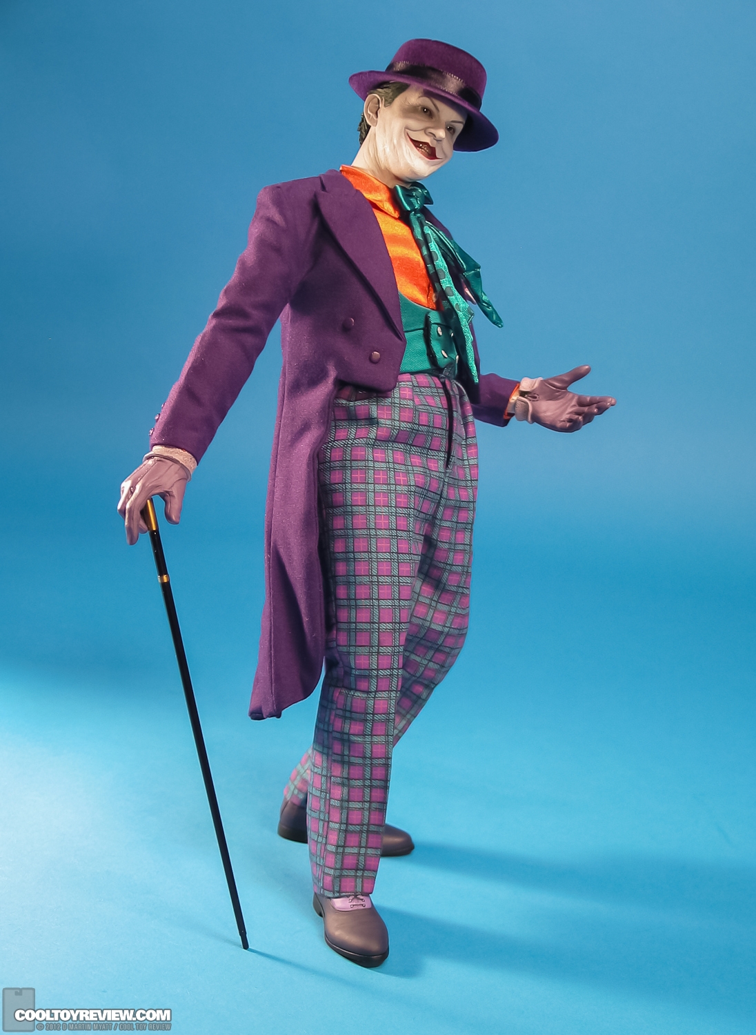 The_Joker_Jack_Nicholson_1989_Batman_Hot_Toys_DX-38.jpg