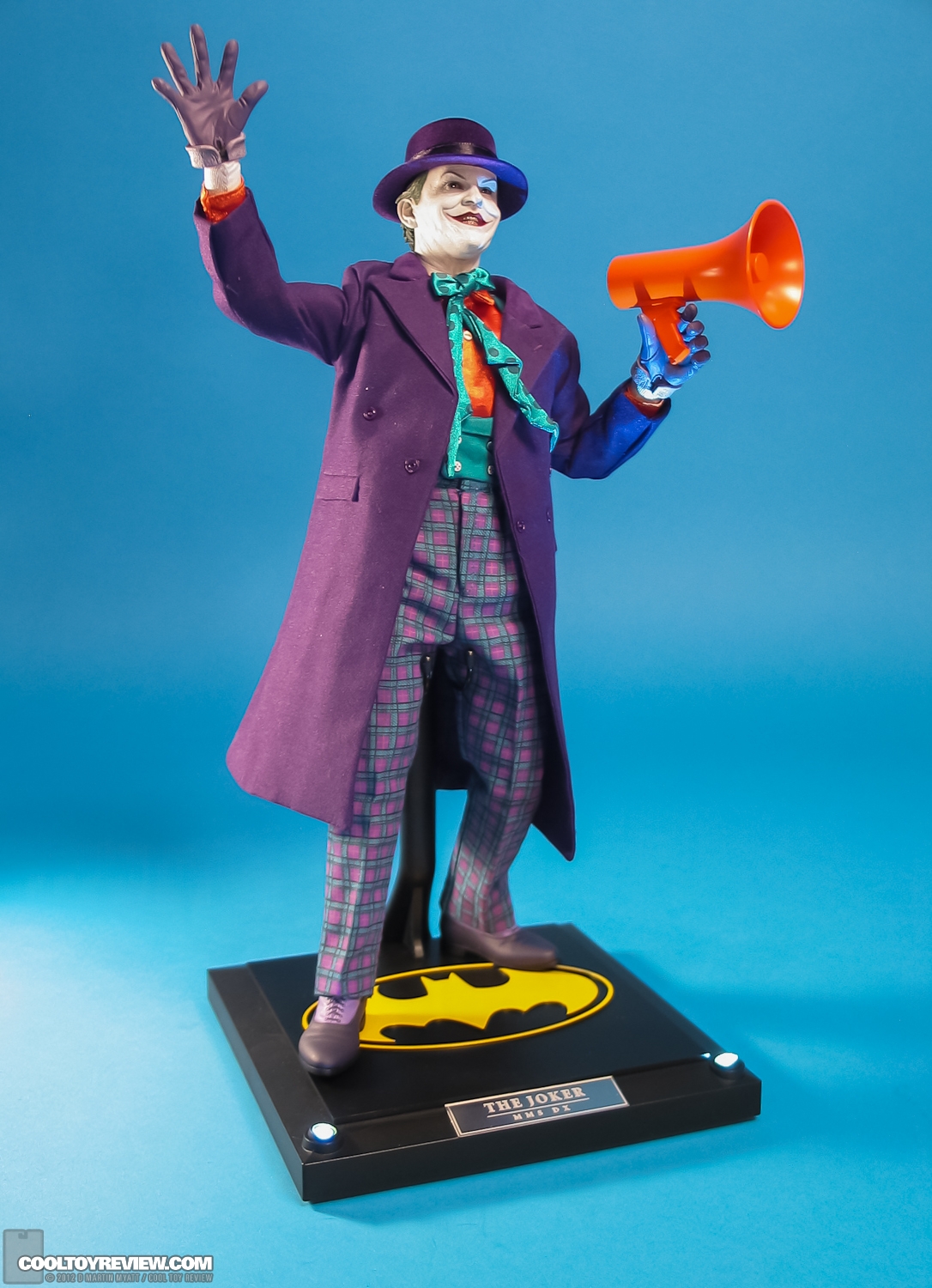 The_Joker_Jack_Nicholson_1989_Batman_Hot_Toys_DX-48.jpg