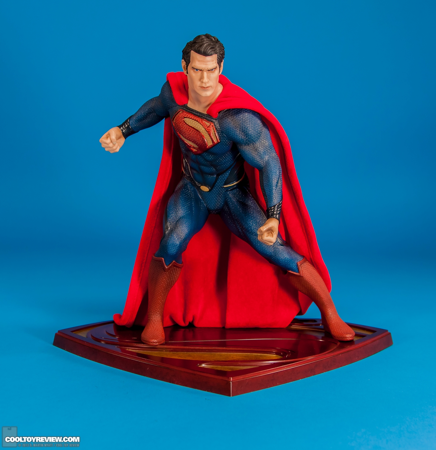 Kotobukiya-ARTFX-Man-Of-Steel-Superman-Statue-001.jpg