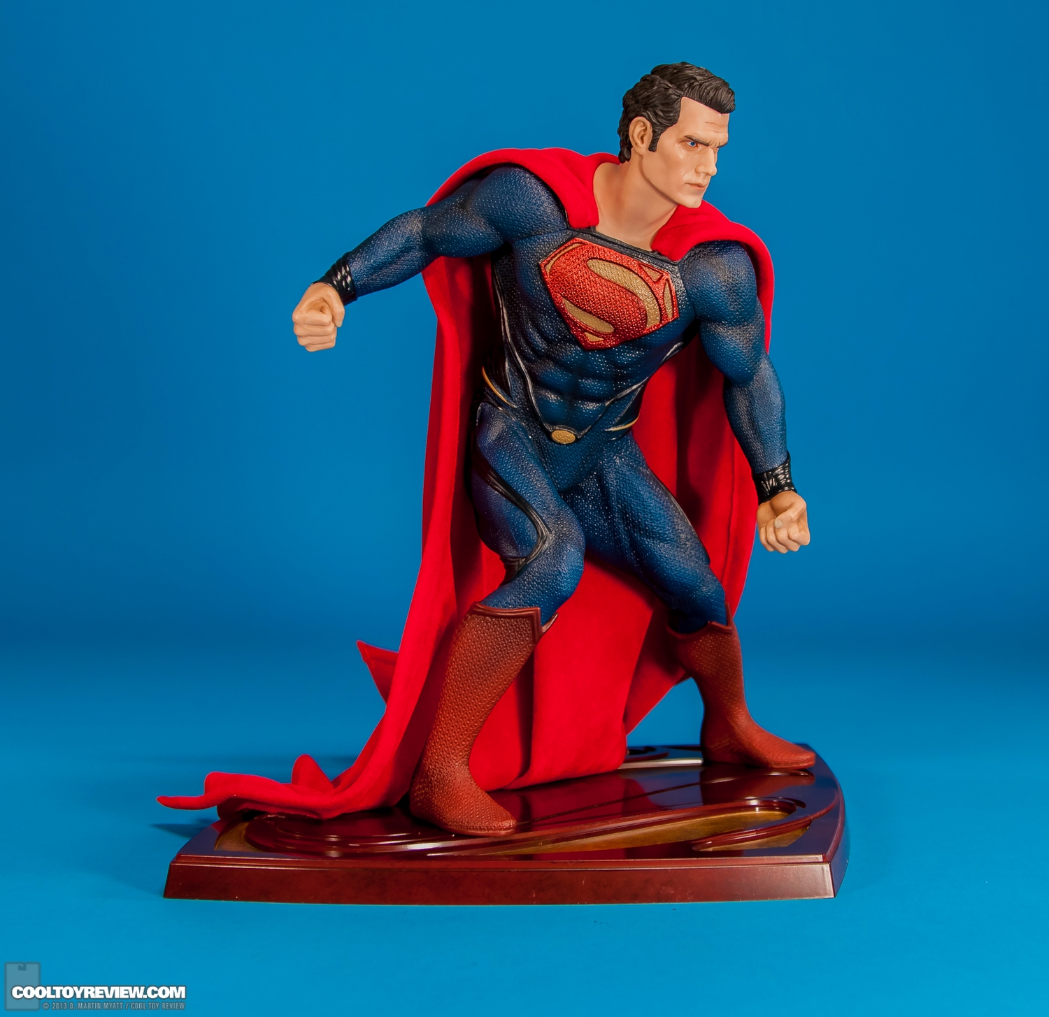 Kotobukiya-ARTFX-Man-Of-Steel-Superman-Statue-002.jpg