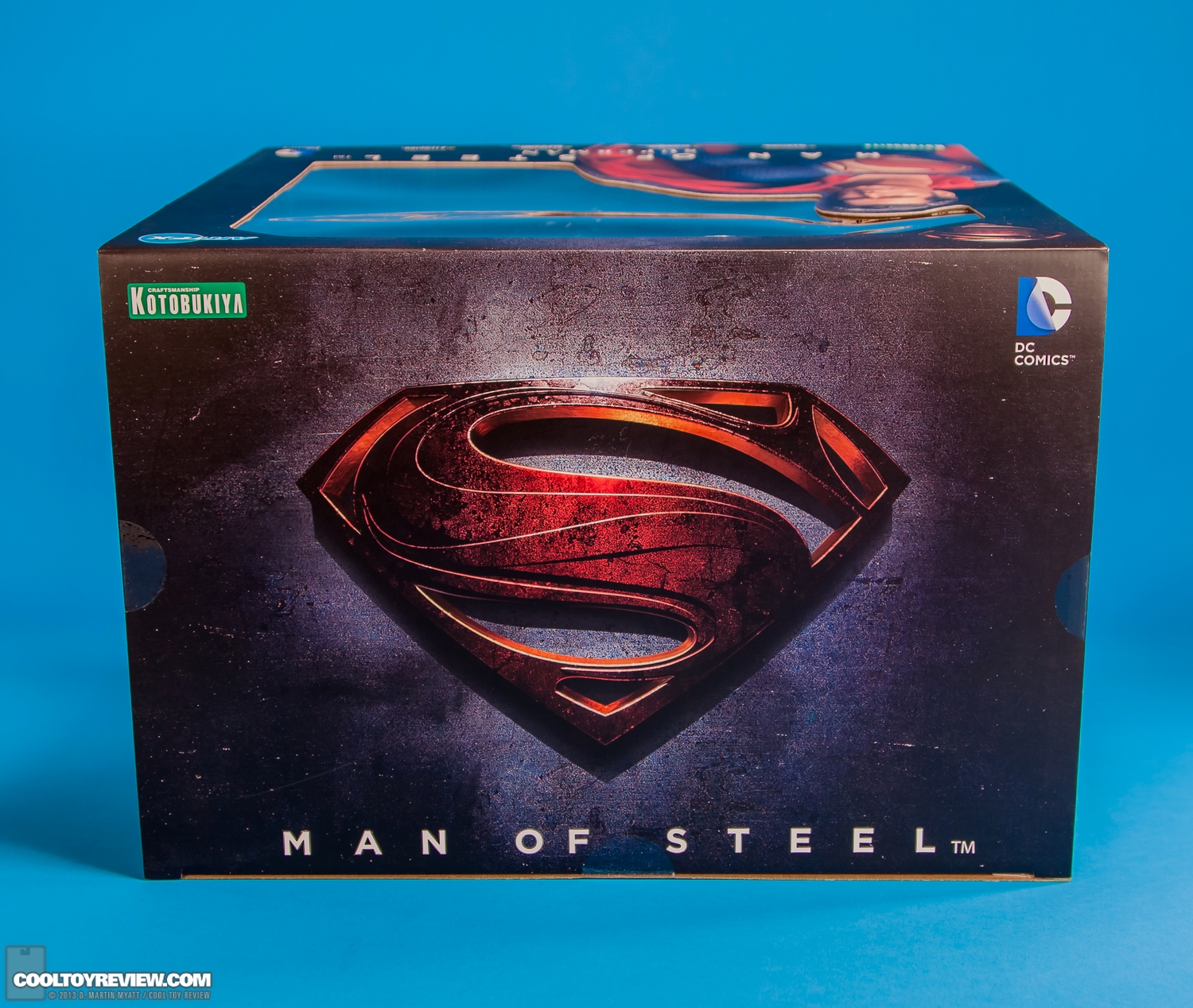 Kotobukiya-ARTFX-Man-Of-Steel-Superman-Statue-025.jpg
