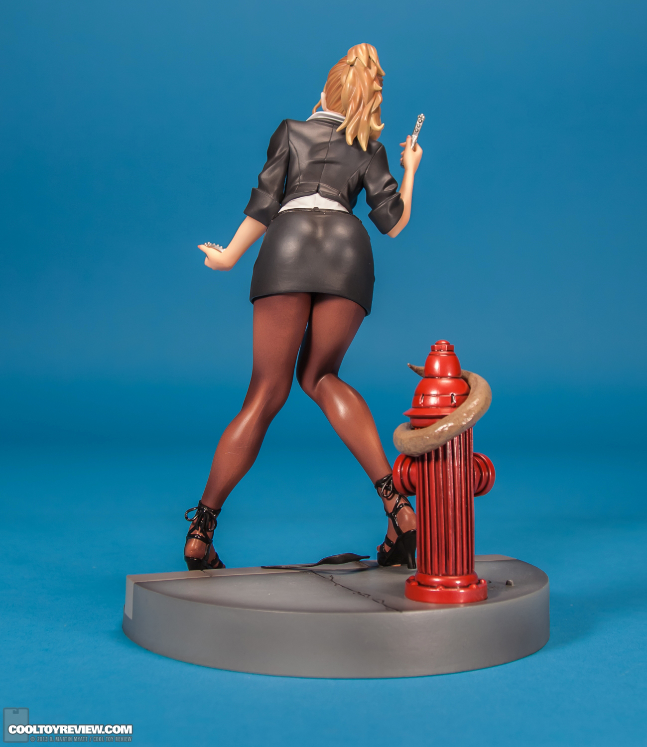 Agent_G_Men_In_Black_III_ Bishoujo_Statue_Kotobukiya-04.jpg