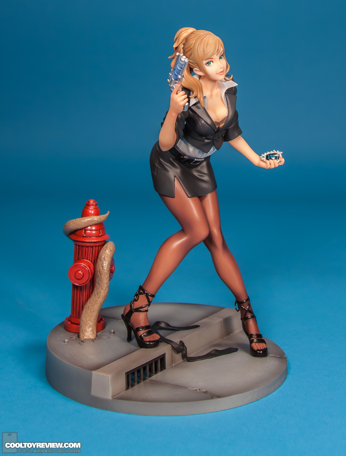 Agent_G_Men_In_Black_III_ Bishoujo_Statue_Kotobukiya-13.jpg