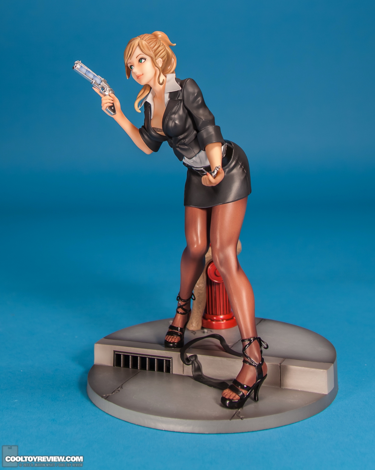Agent_G_Men_In_Black_III_ Bishoujo_Statue_Kotobukiya-14.jpg
