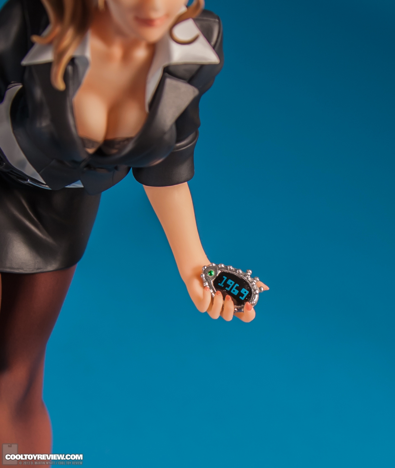 Agent_G_Men_In_Black_III_ Bishoujo_Statue_Kotobukiya-19.jpg