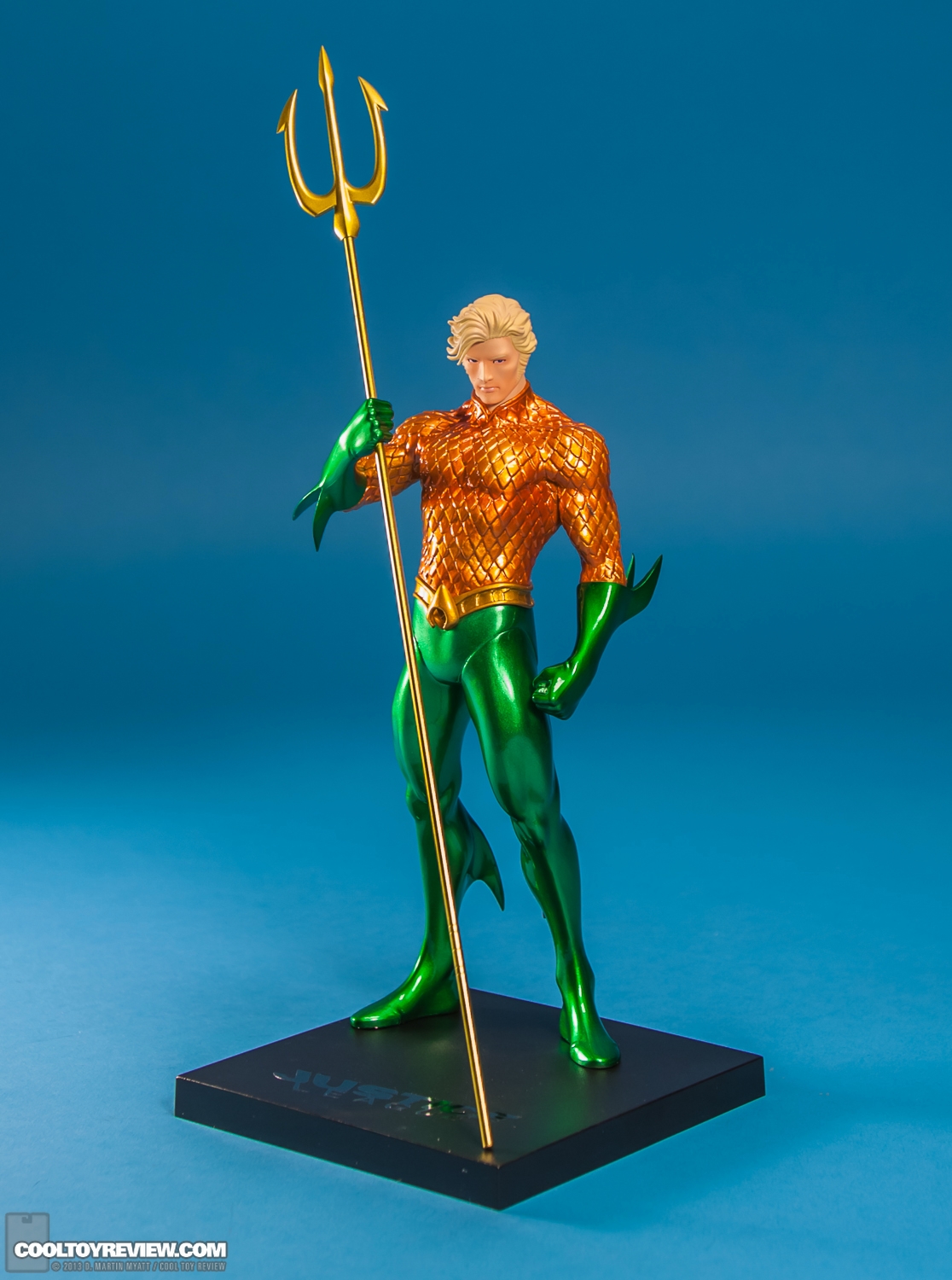 Aquaman_New_52_DC_Comics_ARTFX_Kotobukiya-12.jpg