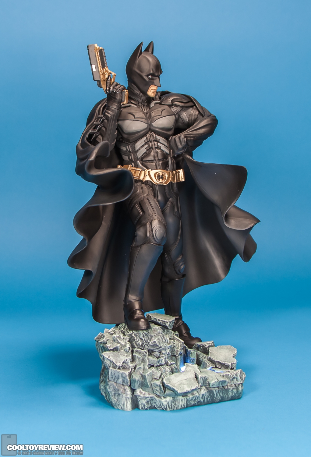 Batman_The_Dark_Knight_Rises_ARTFX_Kotobukiya-02.jpg