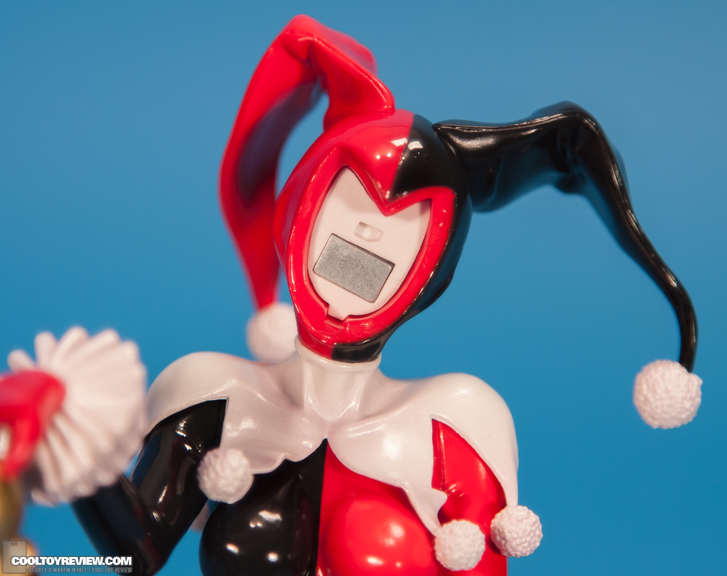 Harley_Quinn_DC_Comics_Bishoujo_Statue_Kotobukiya-12.jpg