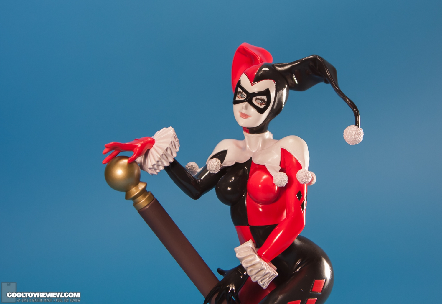 Harley_Quinn_DC_Comics_Bishoujo_Statue_Kotobukiya-20.jpg