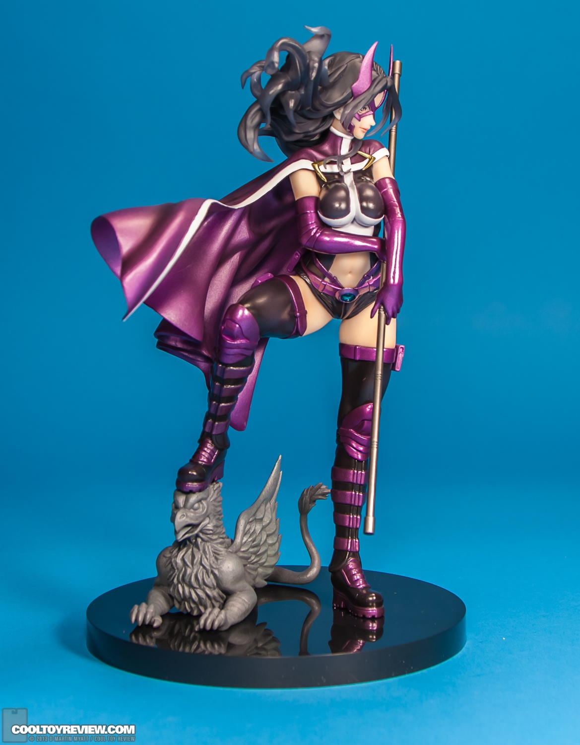 Huntress_DC_Comics_Bishoujo_Kotobukiya-02.jpg