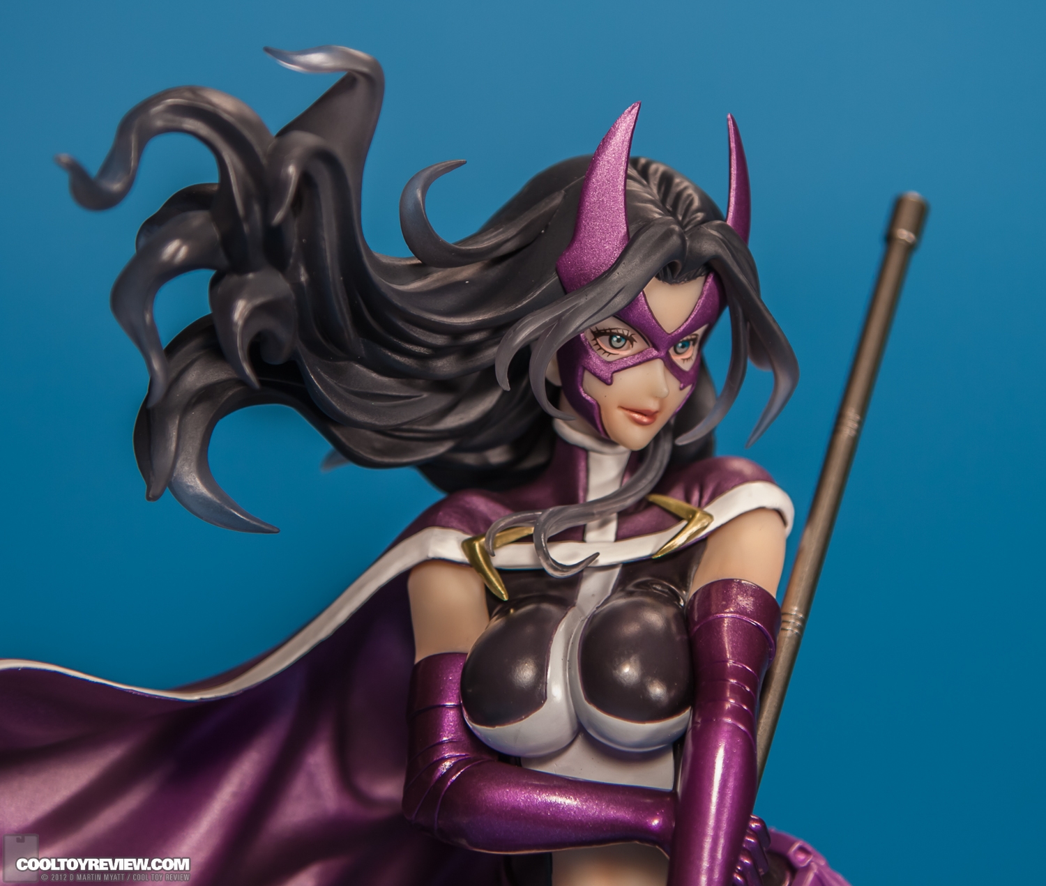 Huntress_DC_Comics_Bishoujo_Kotobukiya-06.jpg