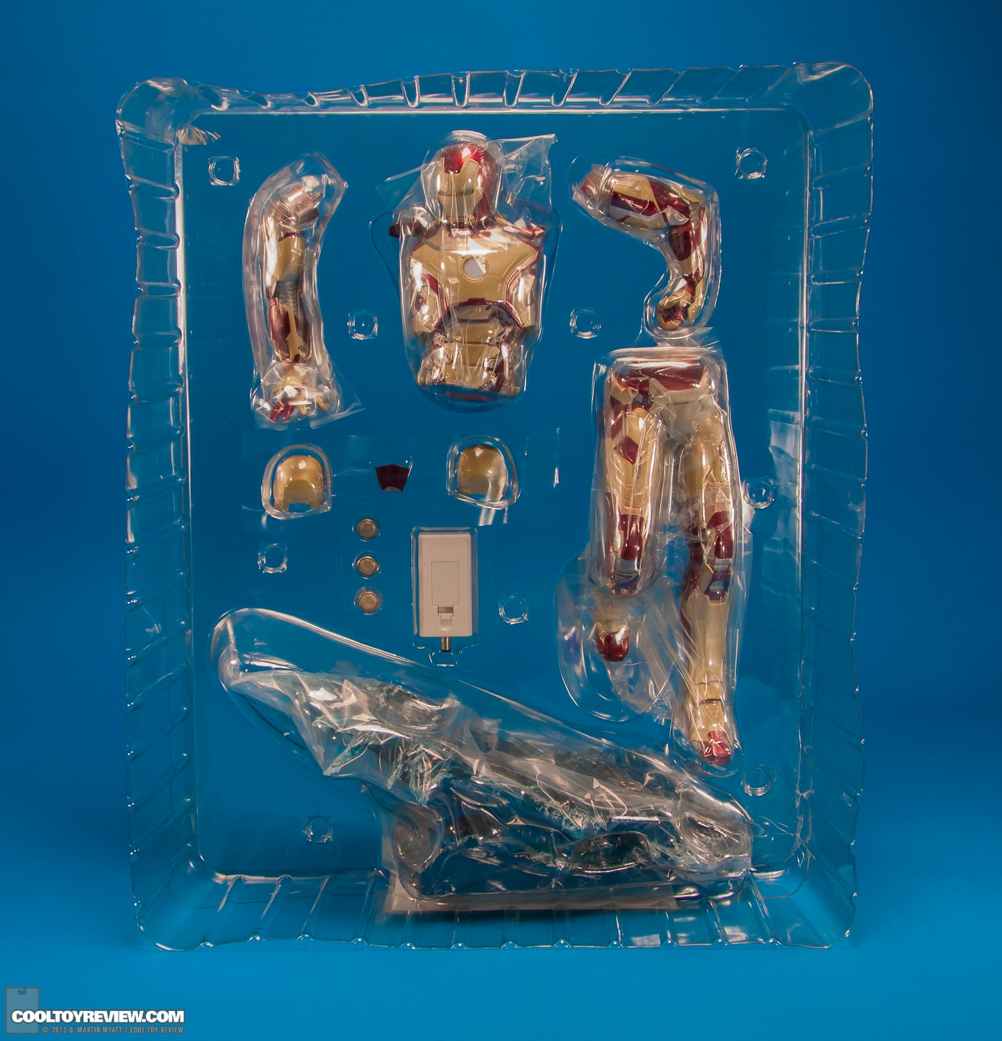 Iron-Man-3-Mark-XLII-ARTFX-Statue-Kotobukiya-025.jpg