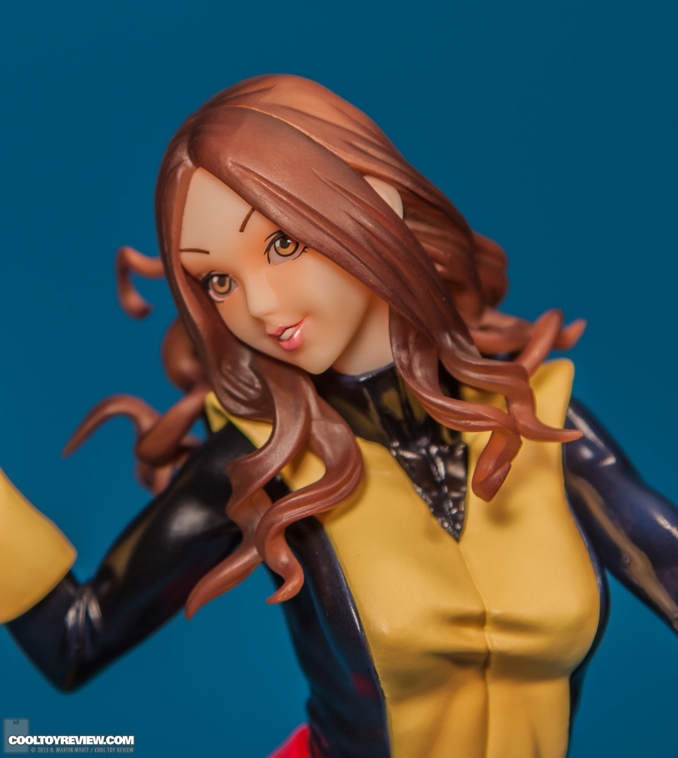 Kitty_Pryde_X-Men_Marvel_Bishoujo_Statue_Kotobukiya-011.jpg
