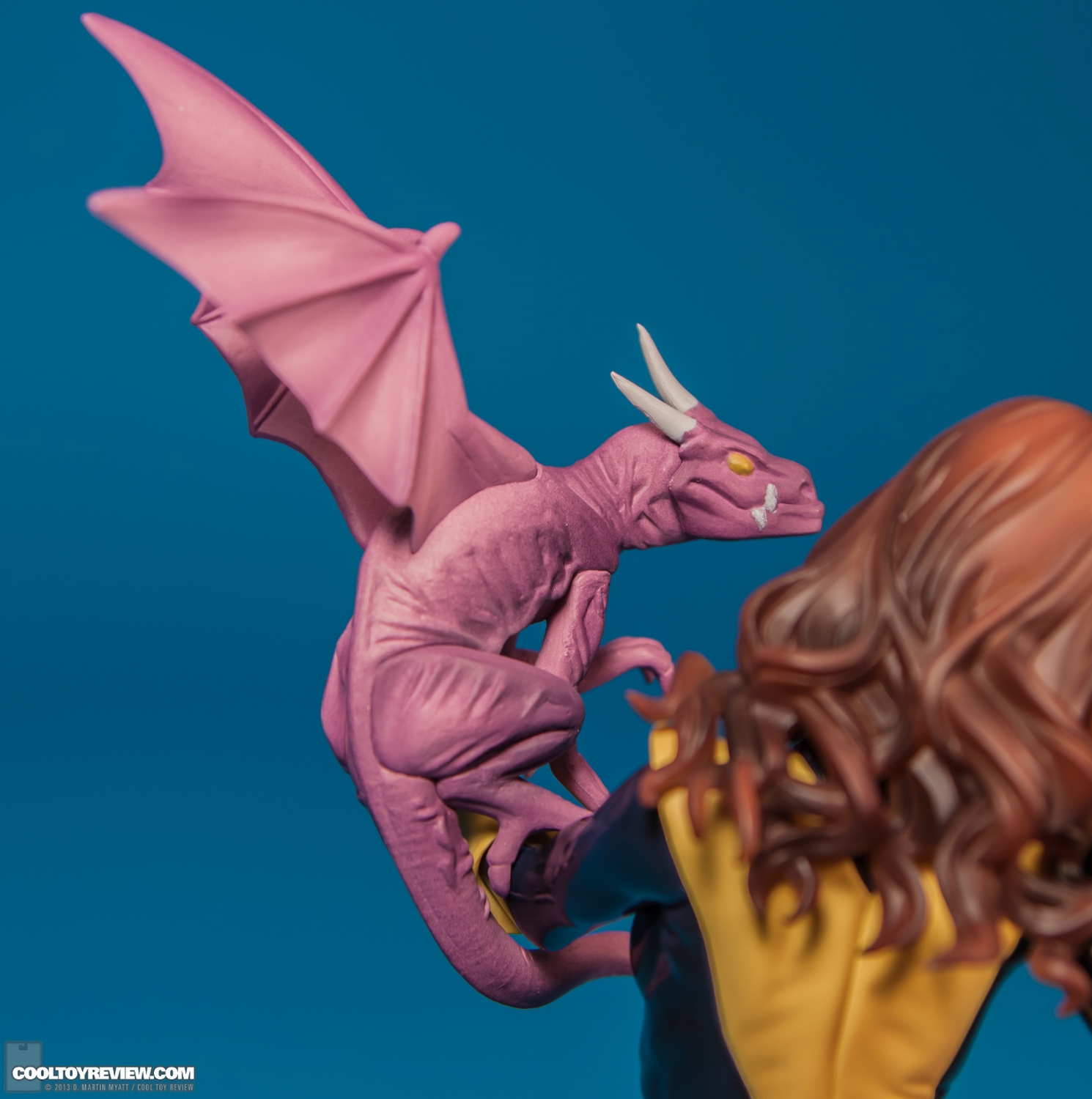 Kitty_Pryde_X-Men_Marvel_Bishoujo_Statue_Kotobukiya-014.jpg