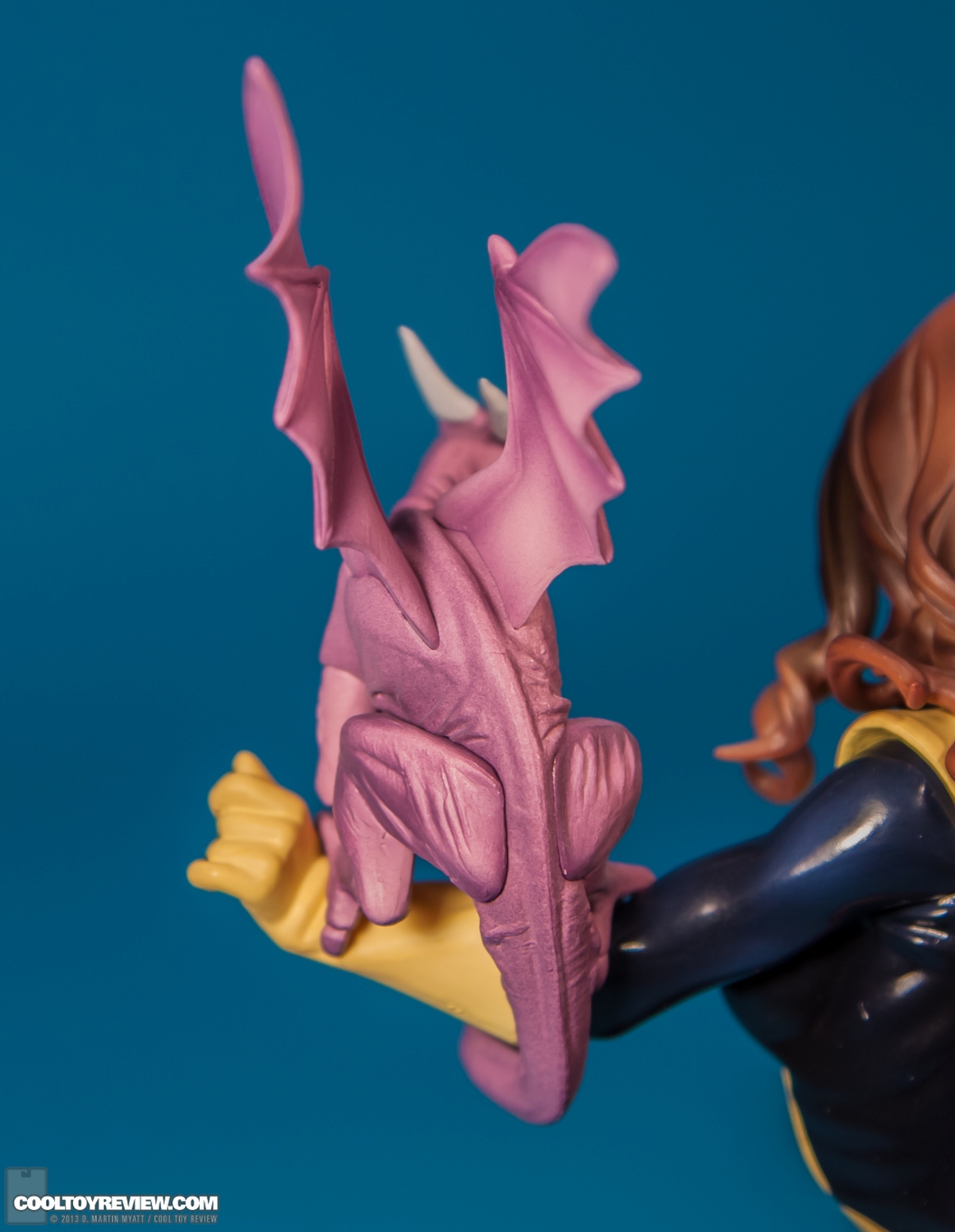 Kitty_Pryde_X-Men_Marvel_Bishoujo_Statue_Kotobukiya-016.jpg