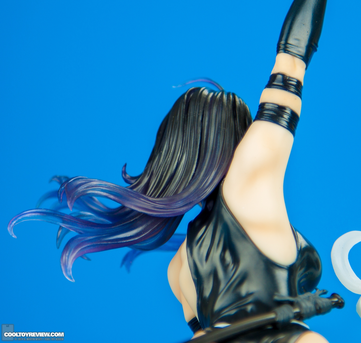 Psylocke-X-Force-Ninja-Outfit-Marvel-Bishoujo-Statue-Kotobukiya-008.jpg