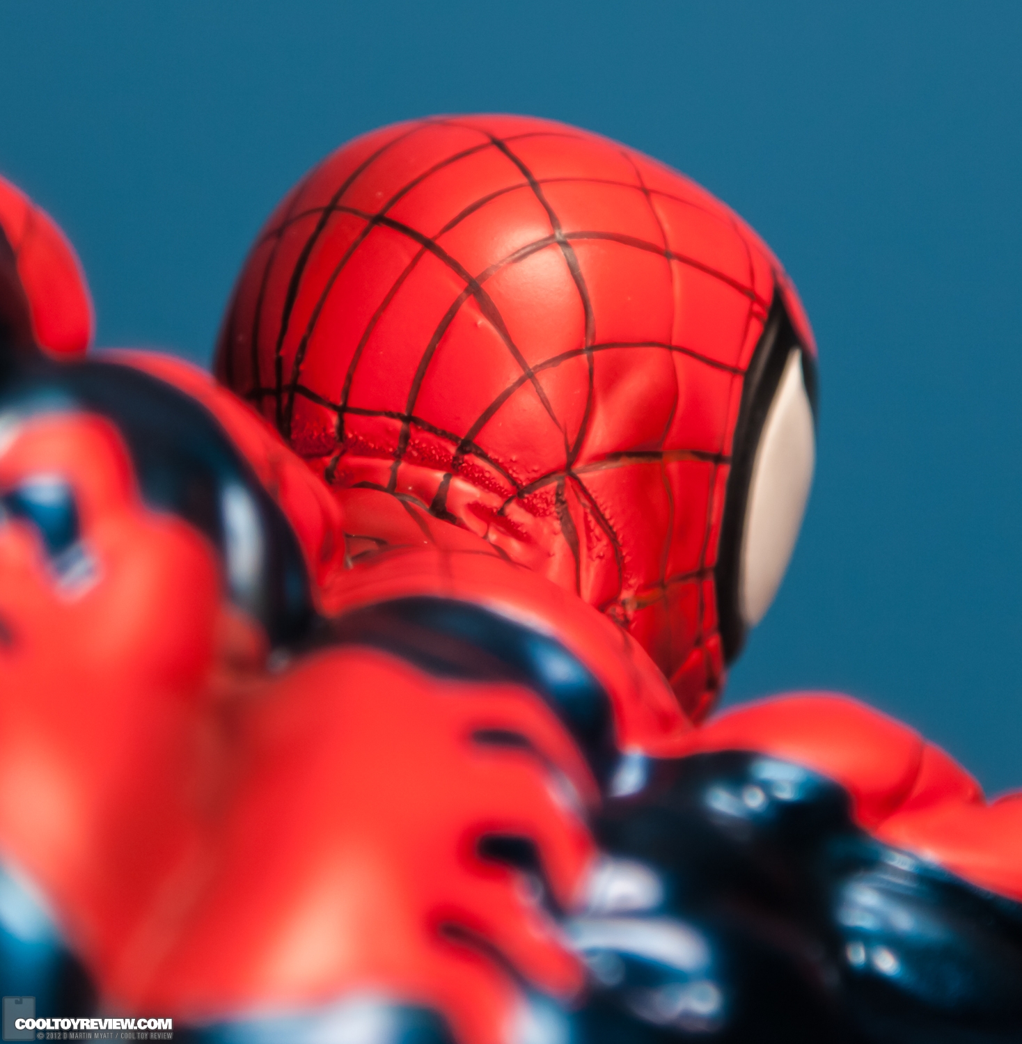 Spider-Man_Unleashed_Fine_Art_Statue_Kotobukiya-12.jpg