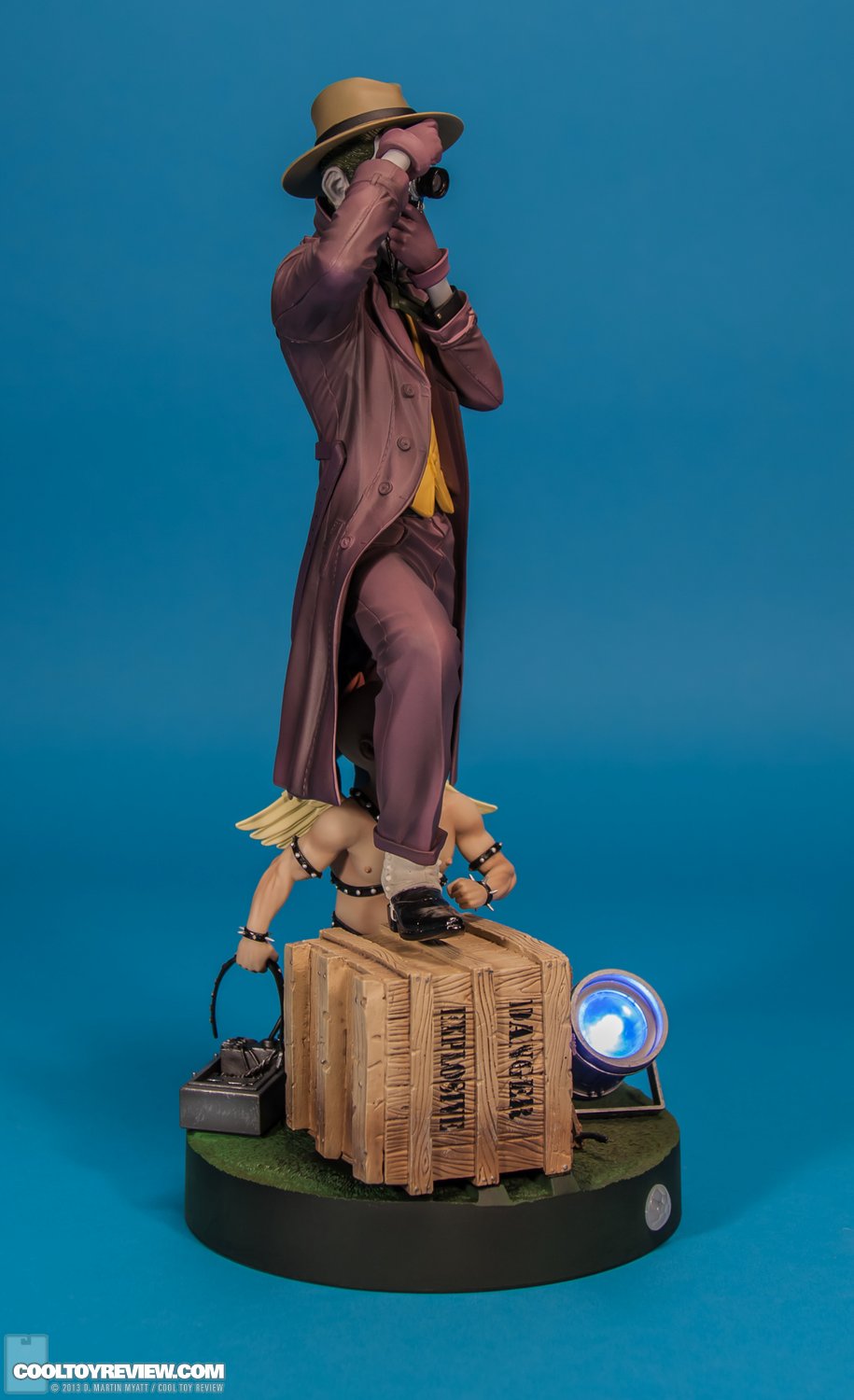 The-Joker-Killing-Joke-ARTFX-Kotobukiya-002.jpg