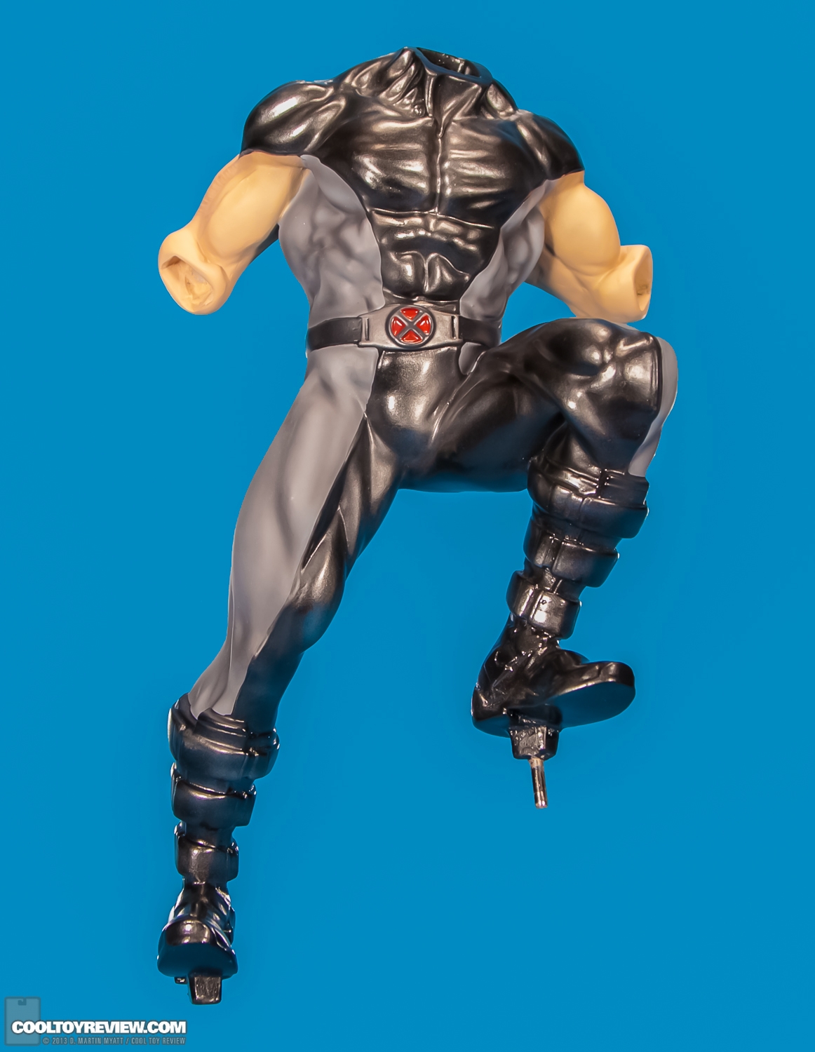 Wolverine_Uncanny_X-Force_Fine_Art_Statue_Kotobukiya-18.jpg